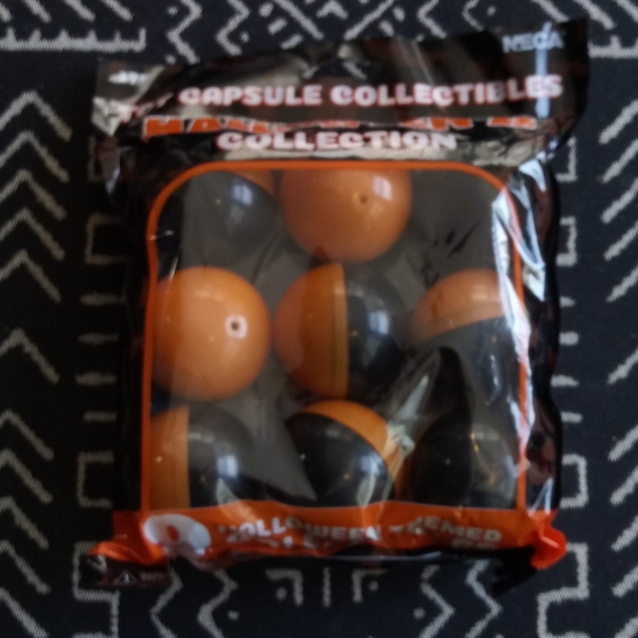NECA Halloween II Toy Capsule Collectables - Picture 3 of 3